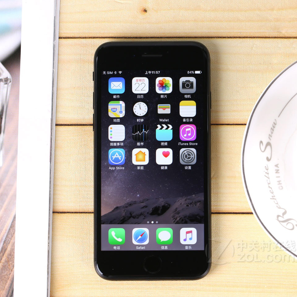 苹果iPhone 13 Plus